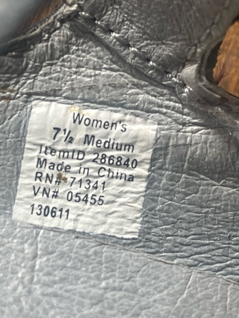 L.L. Bean black leather Mary Jane comfort  walking ballet sneaker flats Sz. 7.5 - Picture 6 of 6